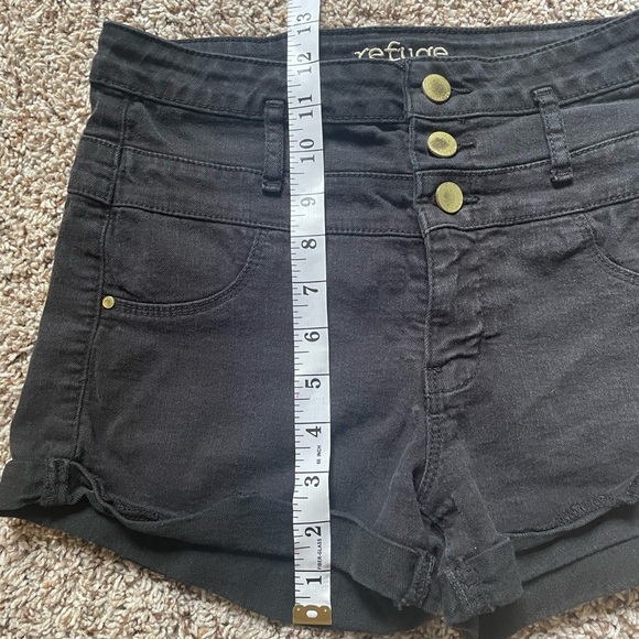 Refuge Charlotte Russe Black Jean High Waisted Shorts Size 6 - Picture 6 of 6
